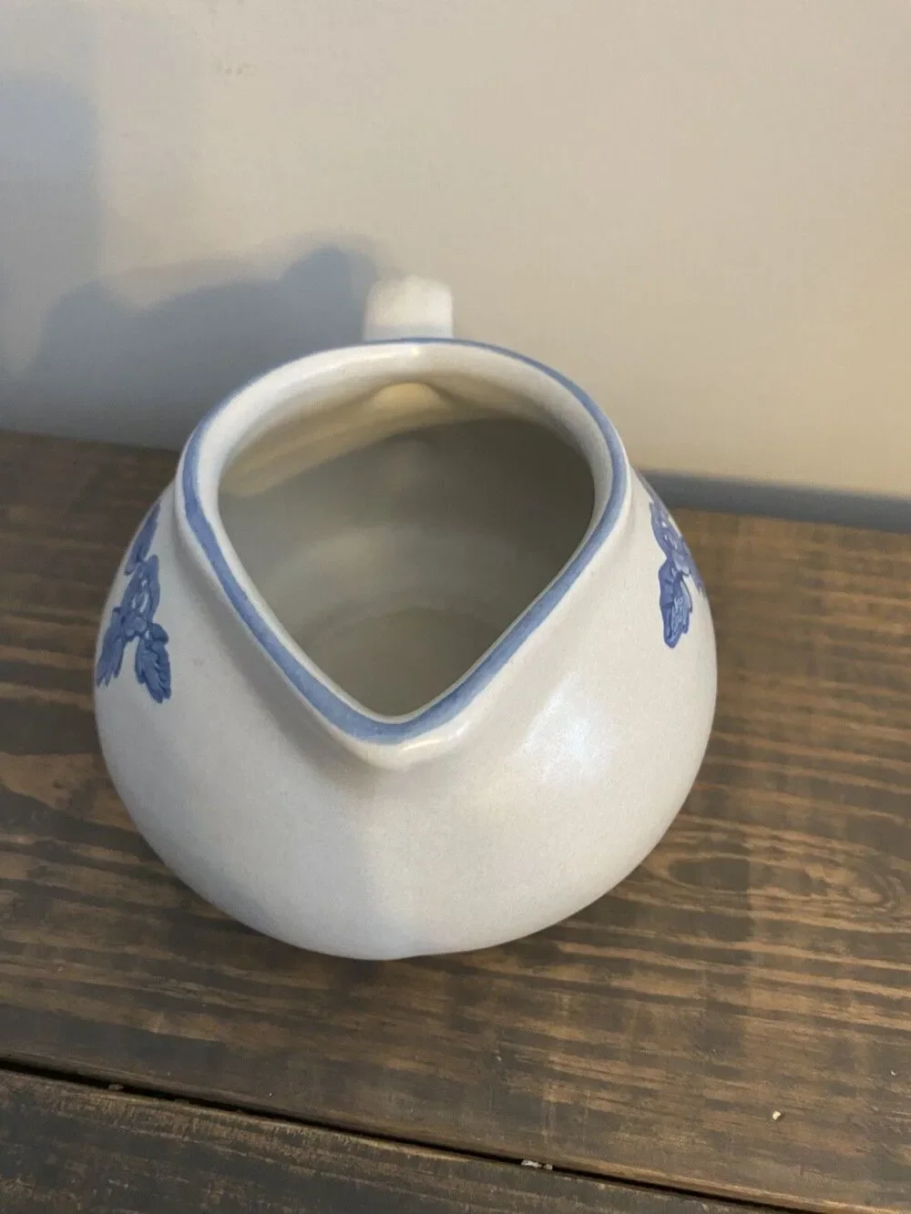 Pfaltzgraff Yorktowne Gravy Sauce Boat Pitcher Blue Gray Stoneware 7-414